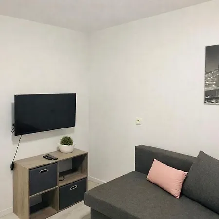 3 pièces terrasse, jardin Appartement *